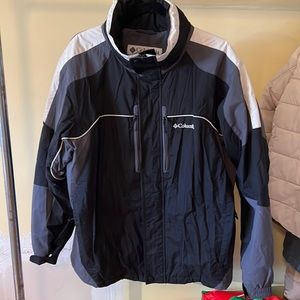 Mens Columbia winter jacket Large